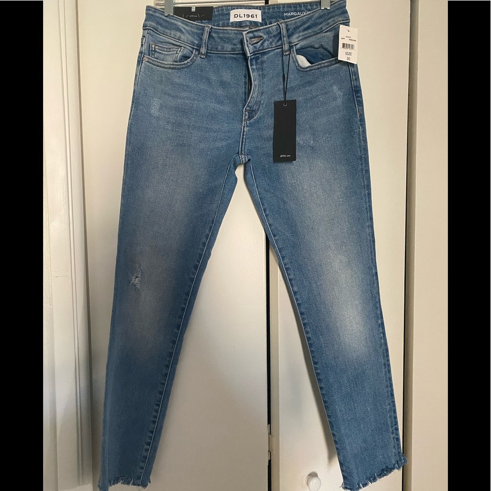 SOLD!!!    DL1961 Margaux Instasculpt skinny ankle size 30
